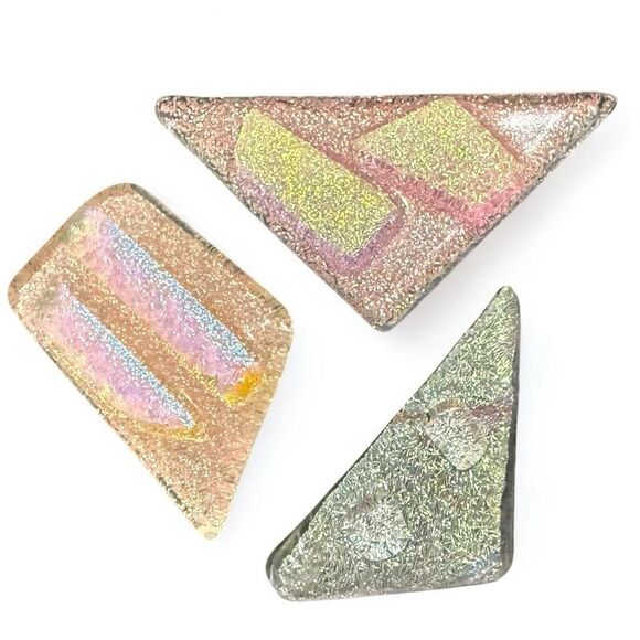 Set of 3 Dichroic Glass Triangle Cabochons – Iridescent Pink, Gold & Silver - Picture 6 of 17